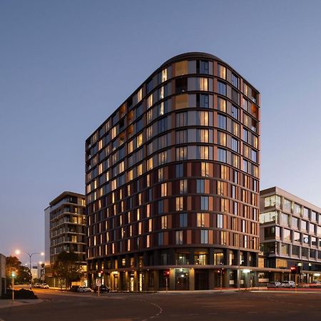 Courtyard By Marriott Perth Murdoch Fremantle Exterior photo